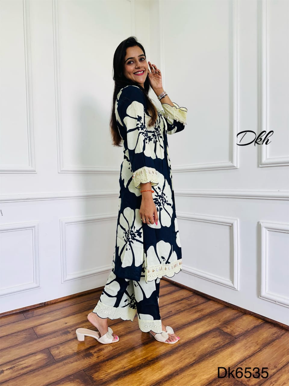 Cotton Printed 2-Piece Set with Pintex Detailing & Crochet Schiffli Lace