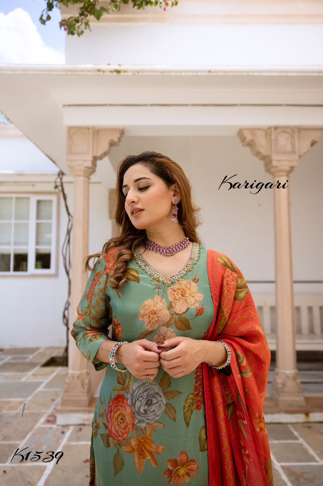 karigari by DKH k1539 Premium shimmer tissue 3 pc suit set