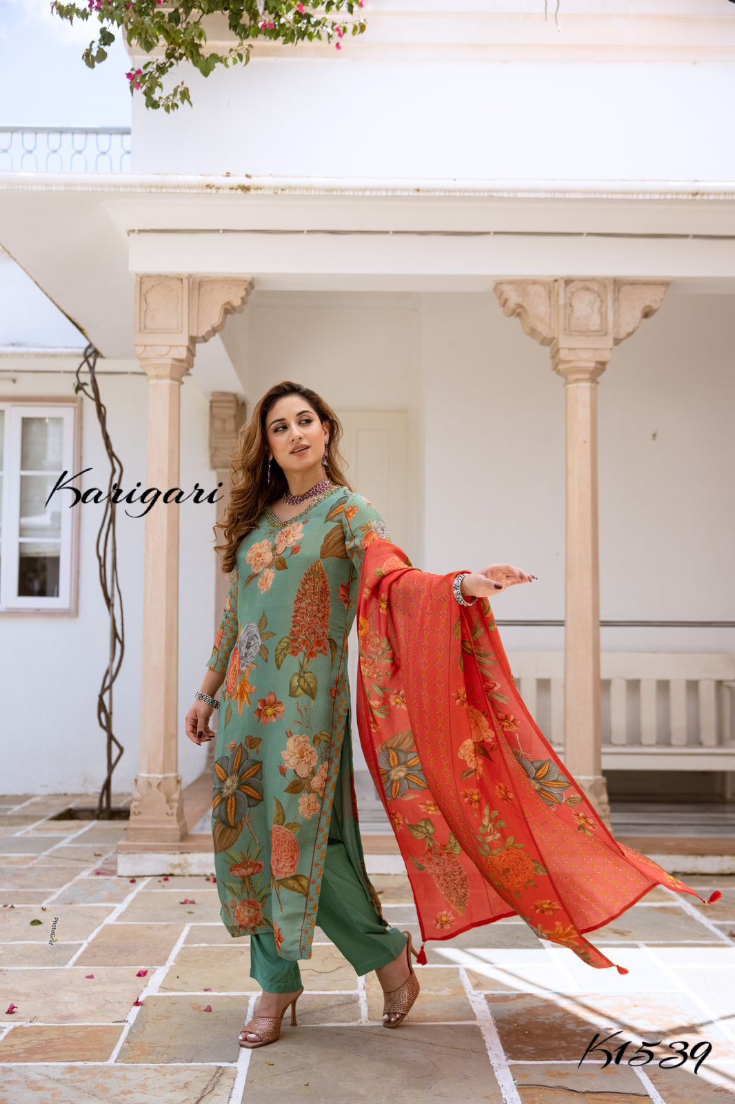 karigari by DKH k1539 Premium shimmer tissue 3 pc suit set