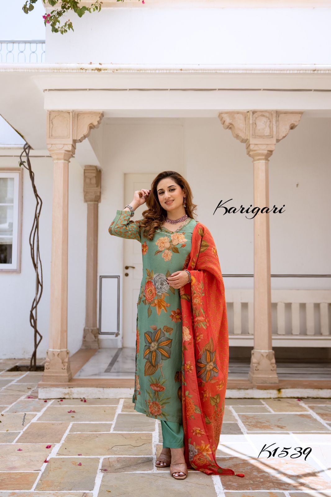 karigari by DKH k1539 Premium shimmer tissue 3 pc suit set