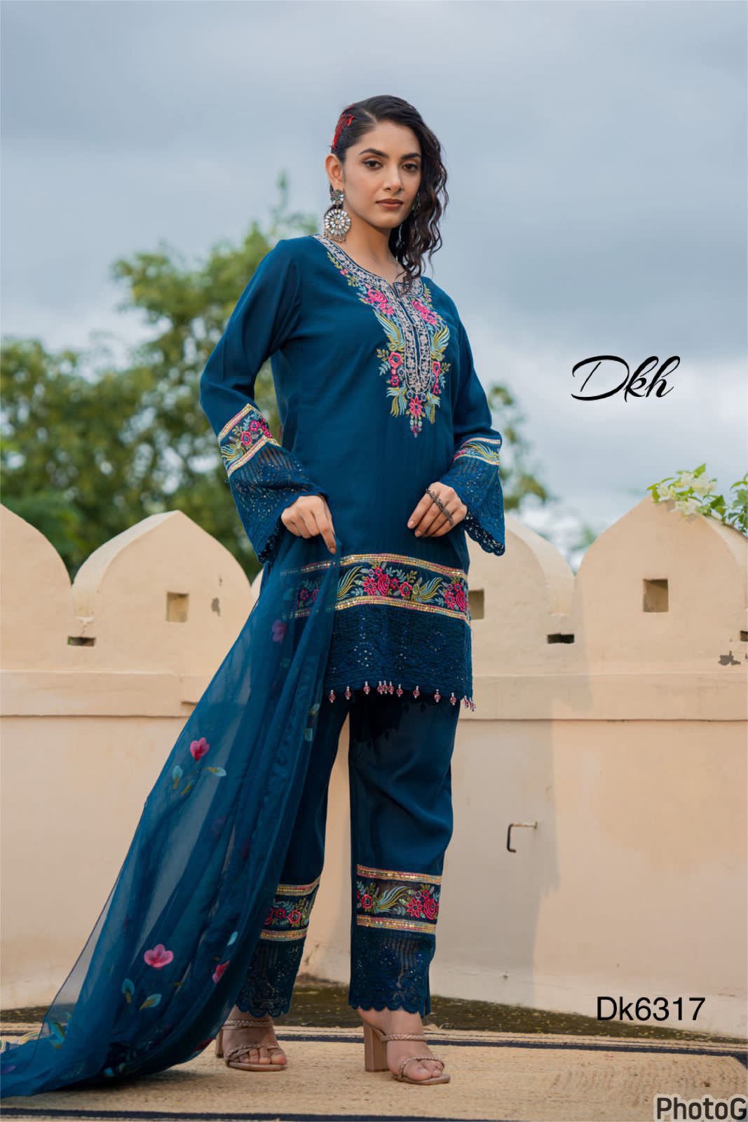 Dkh Dk6317 Premium Sanchi silk suit set