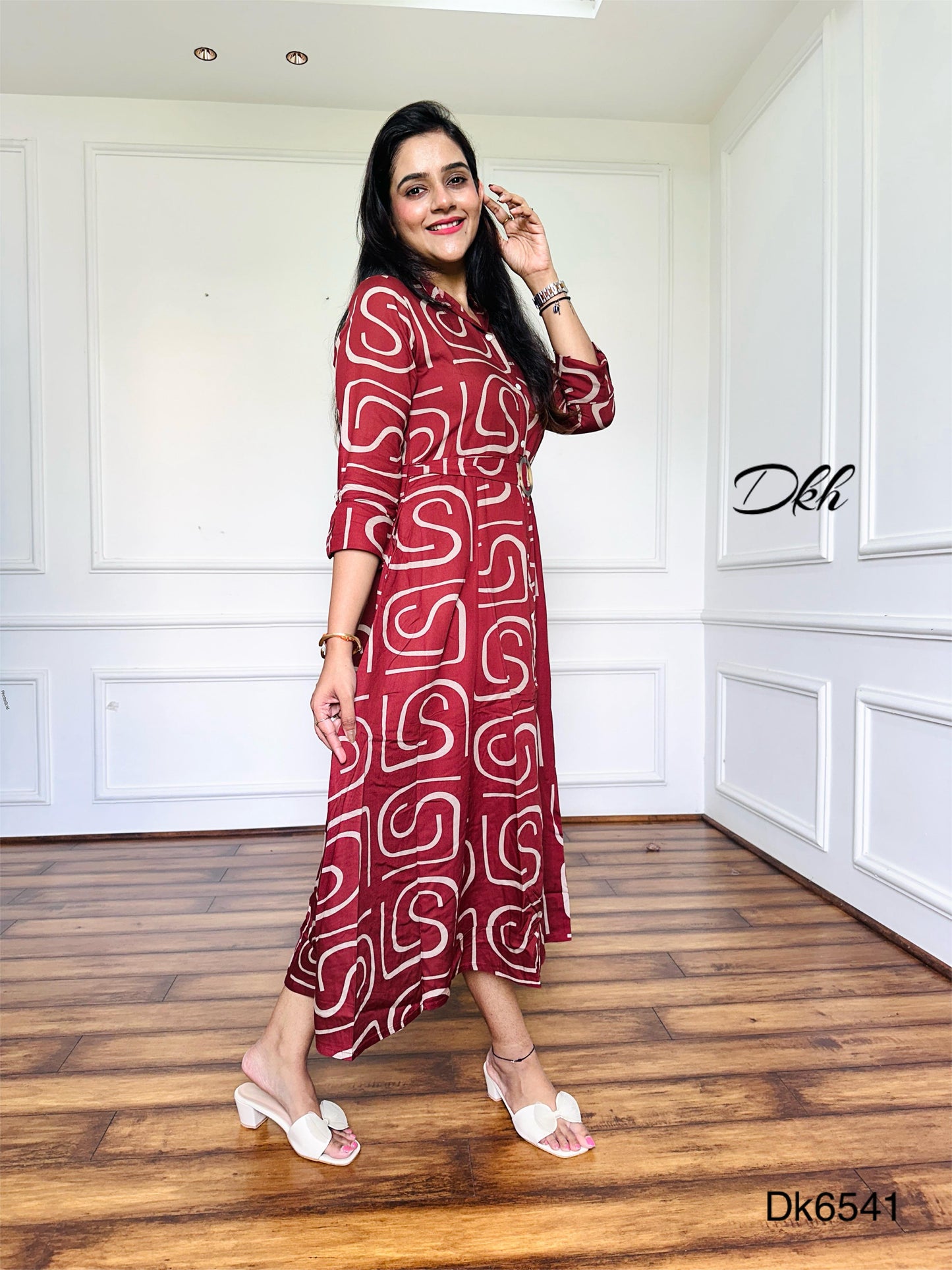 Trendy Maroon Rayon Printed Dress with Belt – Casual & Chic Style