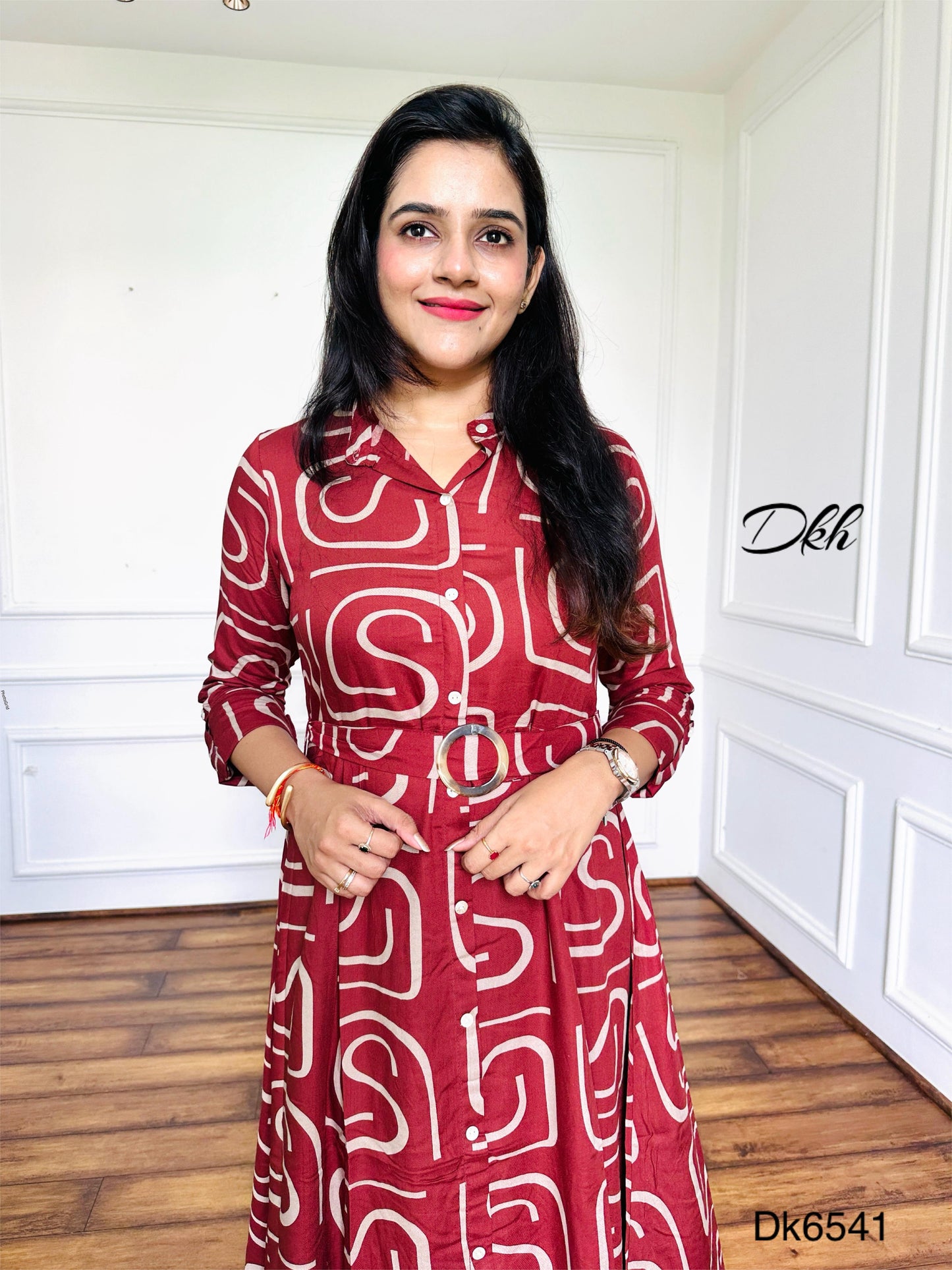 Trendy Maroon Rayon Printed Dress with Belt – Casual & Chic Style